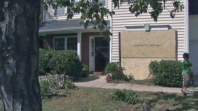 Raleigh homeowner demands action following multiple wrecks