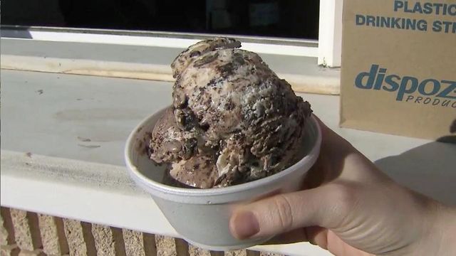 Howling Cow ice cream draws crowds at State Fair