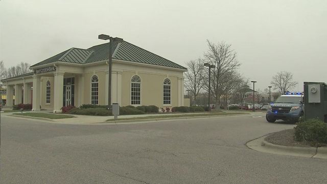 Authorities investigating Raleigh bank robberies 