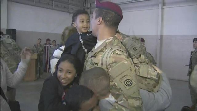 82nd Airborne paratroopers return home
