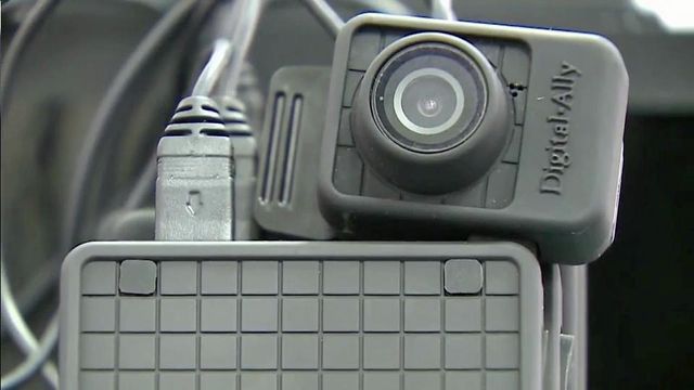 Law enforcement groups argue against body cameras