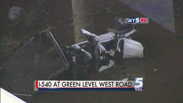 1 killed, 4 injured in NC-540 wreck