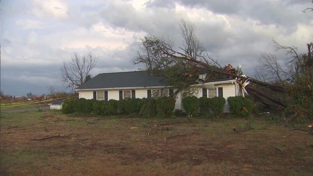 Wake Forest veterans help family that lost home in Oxford tornado 