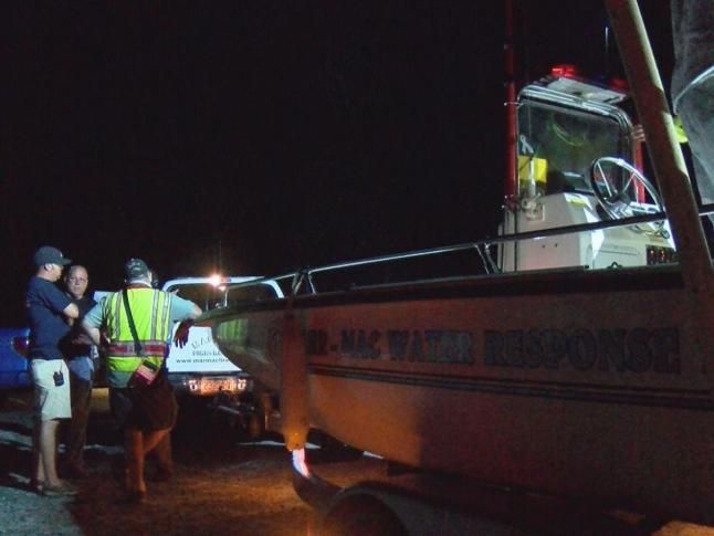 Two men rescued from Neuse River after boat sinks