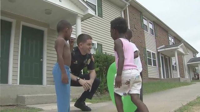 Durham officer dances with kids while on patrol