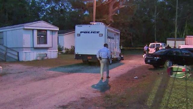 Decomposing bodies found inside Fayetteville home