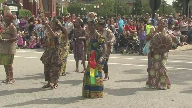 International Folk Festival takes over Fayetteville for 38th year