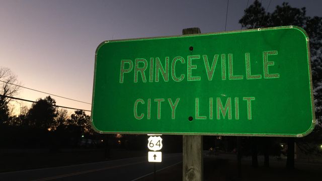Princeville residents decide how to move forward after Matthew