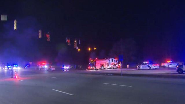 Woman, 14-year-old girl die after Wake County police chase, wreck