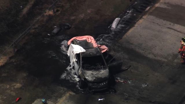 At least one killed, five injured in fiery I-40 crash near Benson
