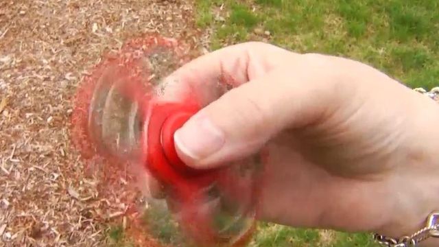 Growing number of high schools prohibiting fidget spinners