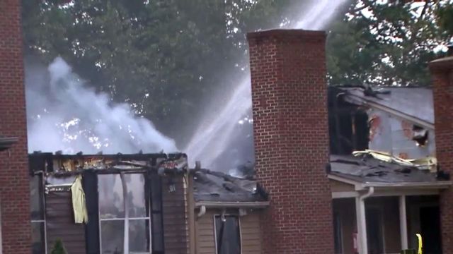 About 20 people lose their homes in Raleigh apartment fire