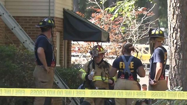 Raleigh apartment fire displaces two families; no injuries
