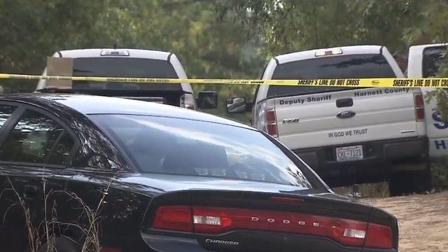 Deputies investigating homicide after man, woman found dead in car on Sanford road