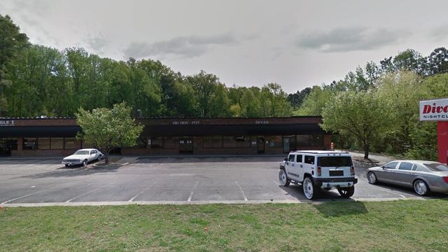 Police find bullet hole in side of Raleigh gun shop