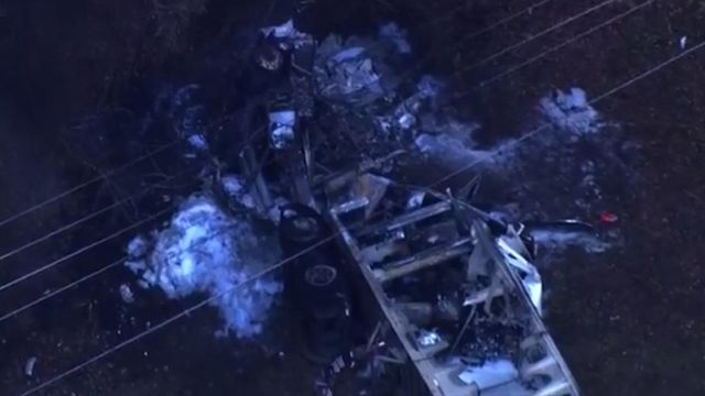 Fiery crash closes N.C. 72 west of Lumberton