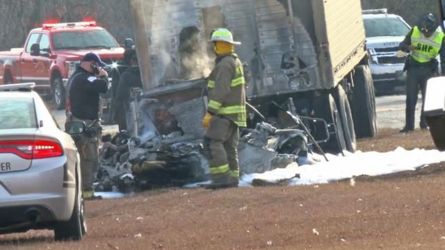 Trooper: 1 dead in crash involving tractor-trailer near Mount Olive