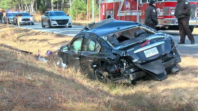 Crash leaves one dead in Johnston County