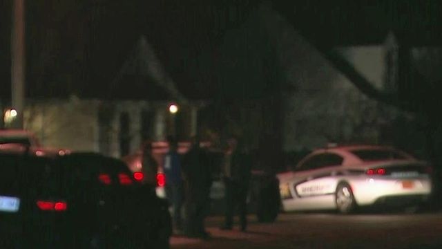 Deputies in SWAT gear respond to Wake County home