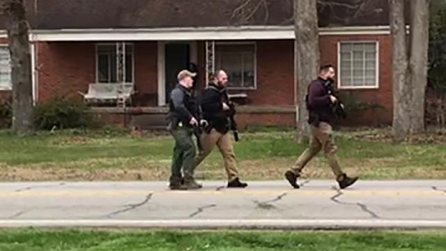 Raw: Local, state law enforcement search for man in Garner