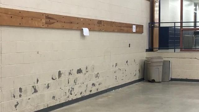 Parents complain Wake County school is falling apart