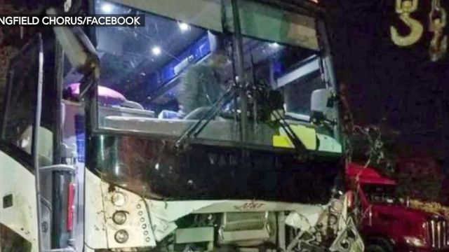 17 injured when bus carrying Wilson students crashes 