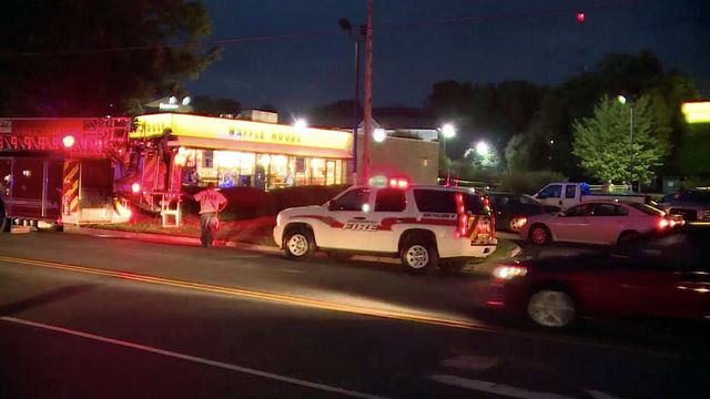 Raw: Police say vehicle hit pedestrian, Waffle House