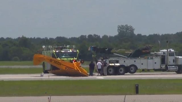 Small plane flips at Fayetteville airport