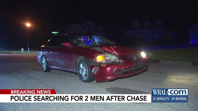 Police SUV damaged in Apex chase
