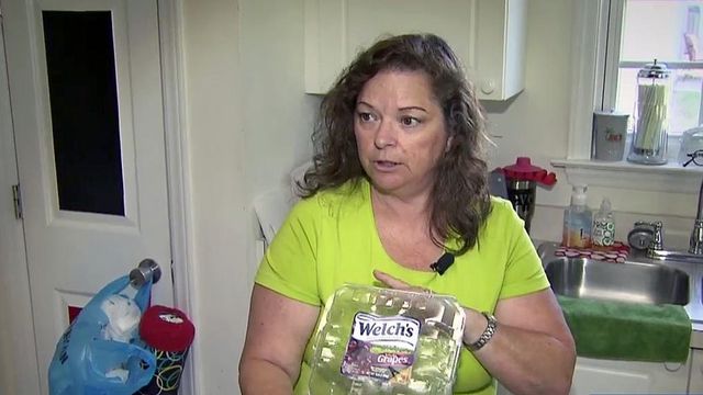 Clayton woman horrified to find black widow in grapes