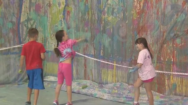 Splatterfest creates community mural