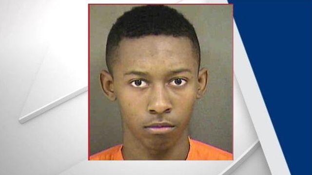 Teen charged in Charlotte school shooting appears in court