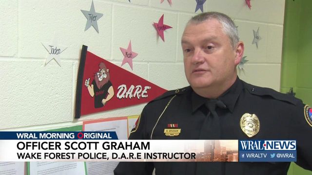 Wake Forest police use DARE program to help students