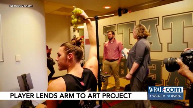Basketball player lends a hand to NC Art Museum
