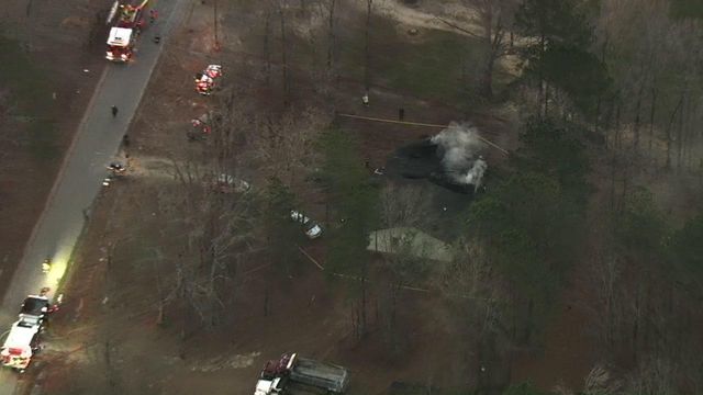 Holly Springs house fire injures 1
