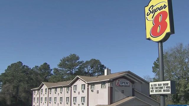 Authorities: 2 previous employees rob motel, shoot owner