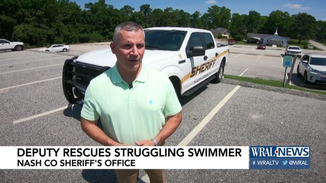 Deputy rescues struggling swimmer