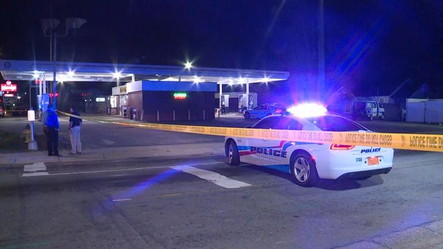 2 men struck by vehicle after argument at Fayetteville convenience store