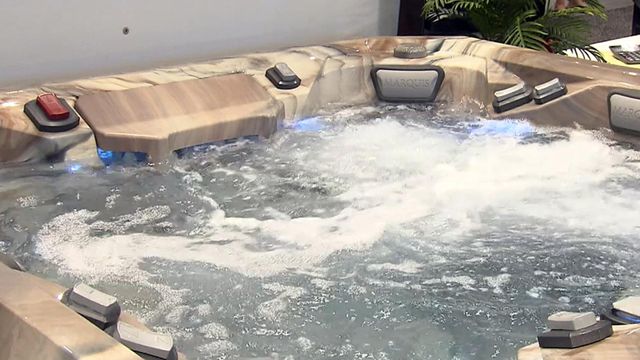 Spa dealers say keep water in hot tub clean to avoid risk of Legionnaires' disease