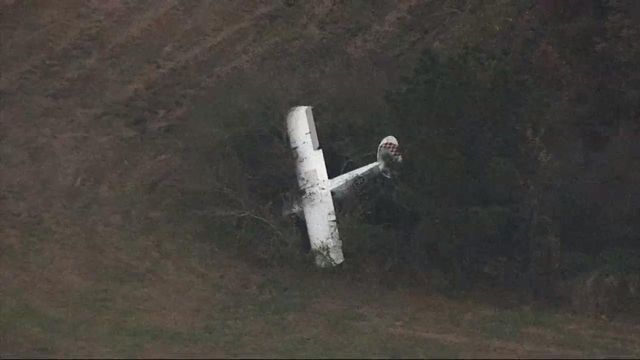 Plane runs off runway in Harnett County