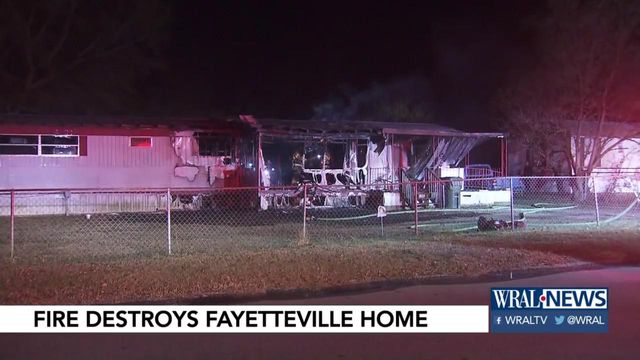 Fire destroys Fayetteville mobile home