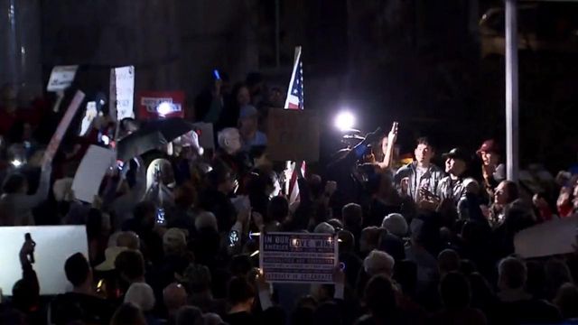 Hundreds gather in downtown Raleigh in support of impeachment