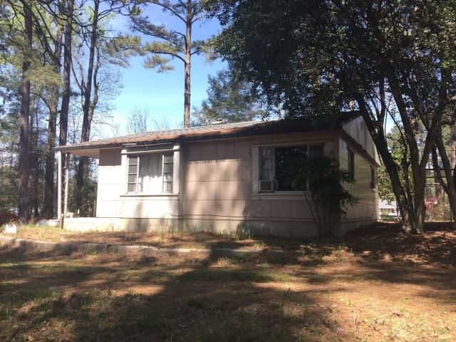 Lustron house in Raleigh on Gotno Farm