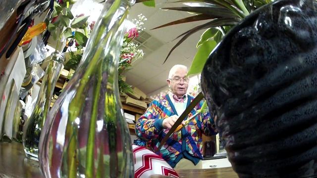 Remembering long-time Warsaw florist who loved his job, community