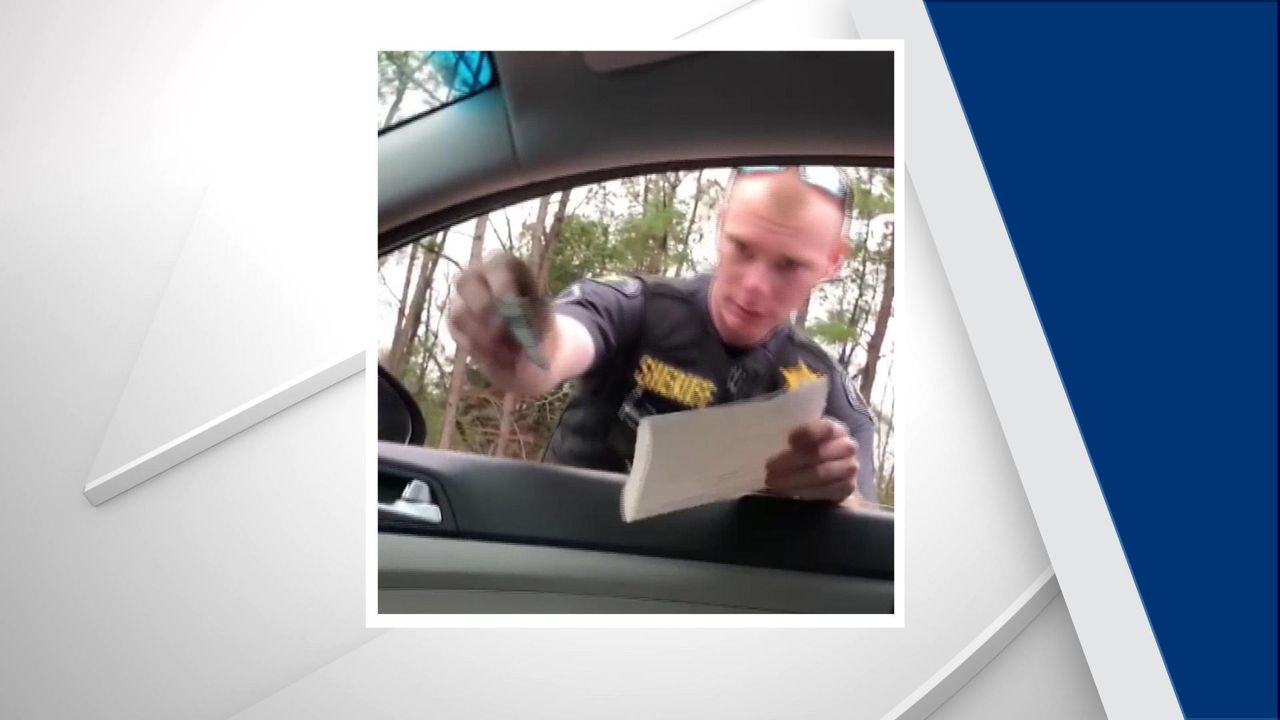 Ace Perry pulled over by Sampson County deputy for driving under the speed  limit