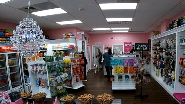 Small businesses working to keep things going during virus outbreak