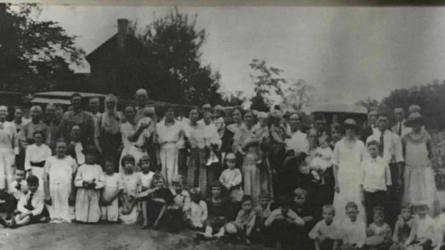 King family reunion circa 1921
