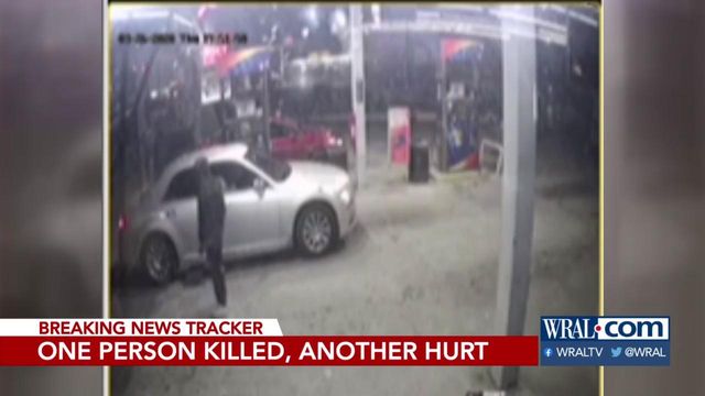 1 killed, 1 injured after shooting at Sampson County gas station