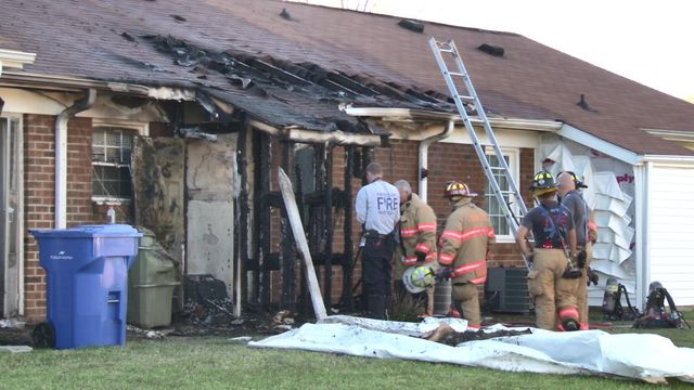 Fire destroys homes in Fuquay-Varina