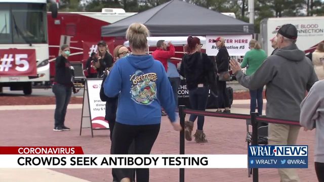Crowds of blood donors seek free antibody testing 